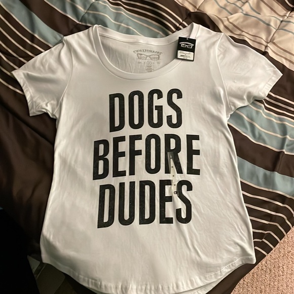 DOGS BEFORE DUDES soft tee in Medium - Picture 3 of 4